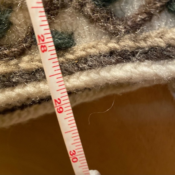 Vtg handmade chunky knit cardigan sweater fair isle flower M/L grannicore winter - Picture 8 of 13